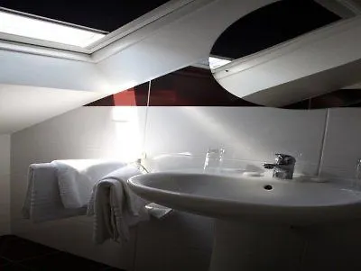 Hotel Le Daly's 2*