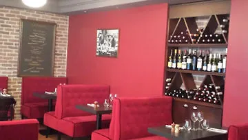Le Daly's فندق باريس