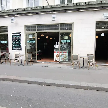 Отель Le Daly's Париж