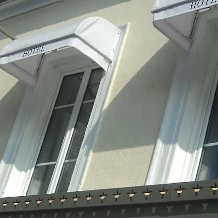 Le Daly's Hotel 2*